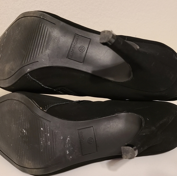 Black Ankle Boots with Silver Zippers - Picture 5 of 9